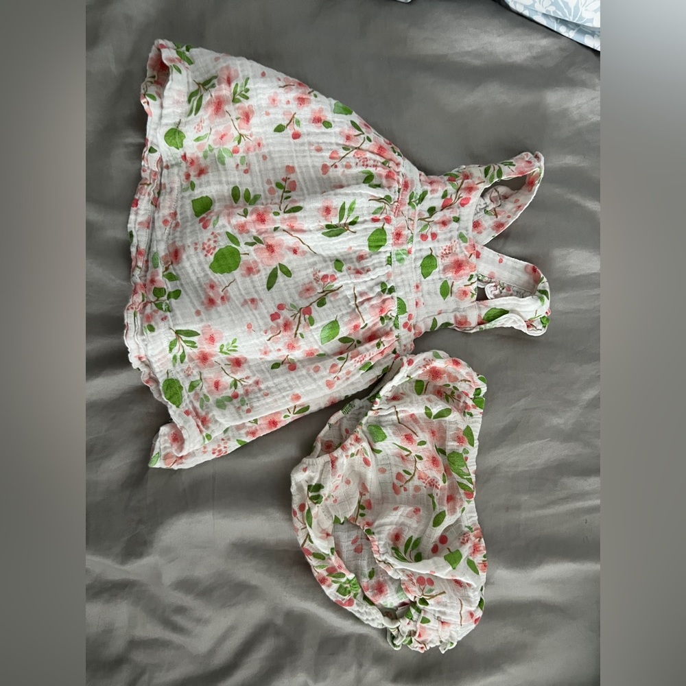 Cute floral two piece set for baby girl 6-12 months